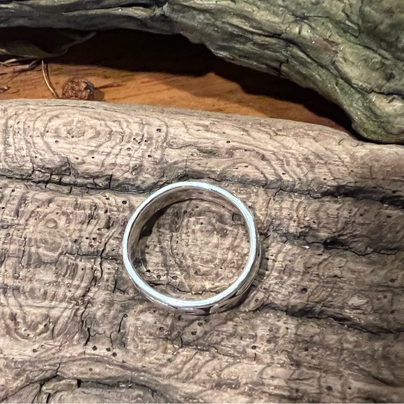 925 Sterling Silver Infinity Band Oxidized Stackable Celtic 7.5 - Picture 7 of 7